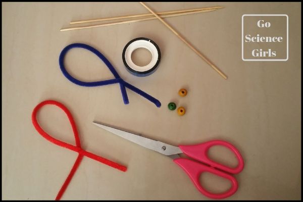 Materials to make heart shaped bubble wands