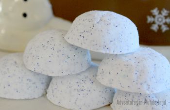 Erupting snowball from a jar 