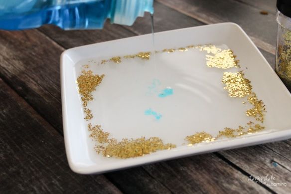 Glitter on Water - Germ Science Activity