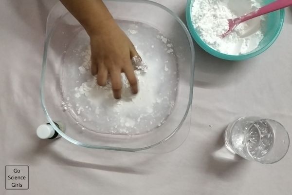 Mix Corn Starch And Water Oobleck Science Experiment